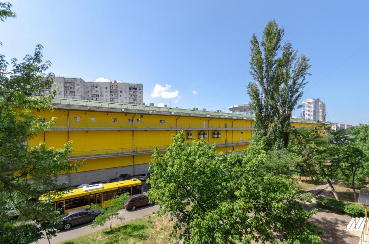 קייב Artal Apartment On Obolonskyi Avenue 16 מראה חיצוני תמונה