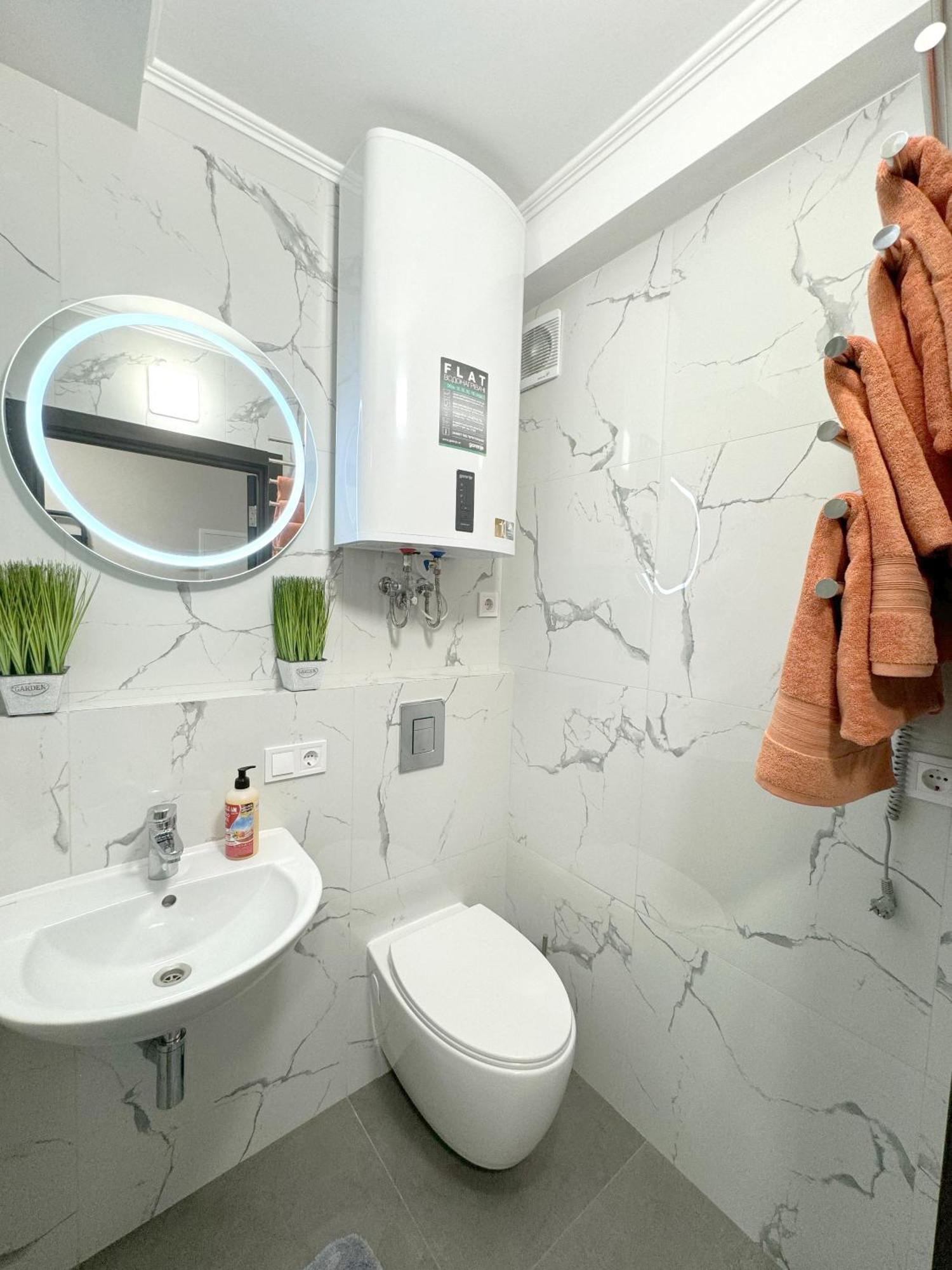 קייב Artal Apartment On Obolonskyi Avenue 16 מראה חיצוני תמונה